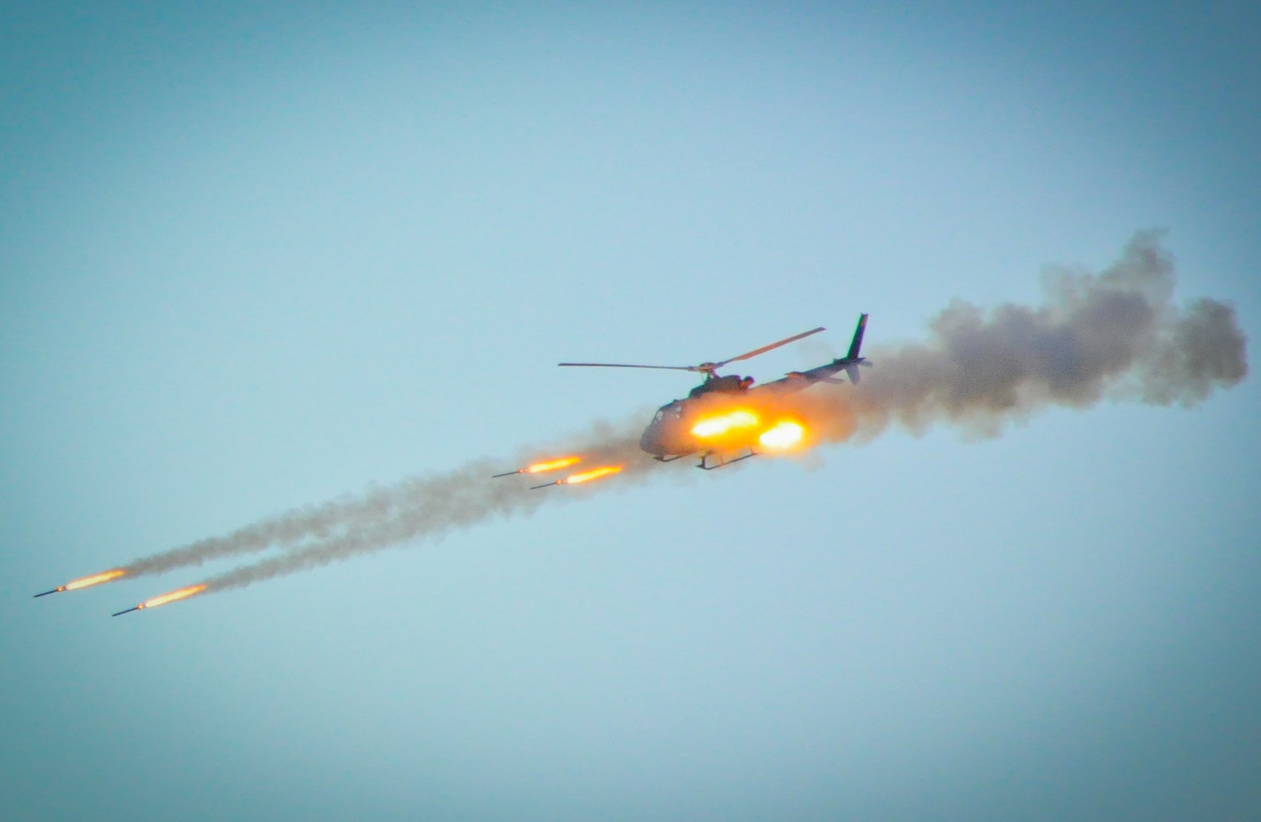 Avibras fecha contrato com o EB para fornecimento de foguetes Skyfire